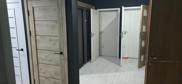 Cere o ofertă atunci când cumperi o ușă online. Află de ce!